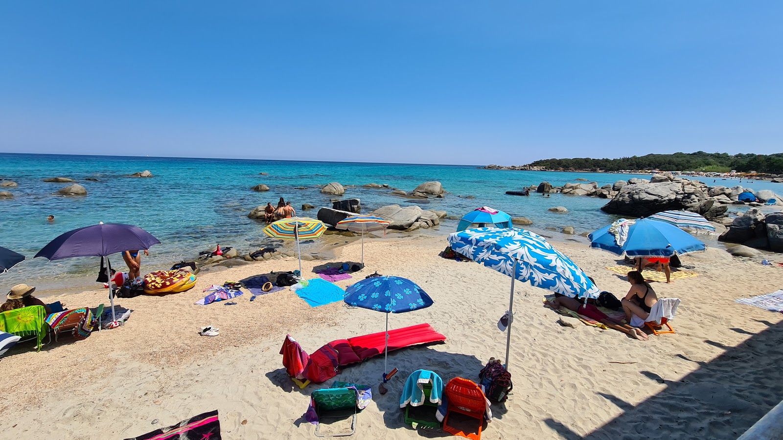 Fotografija Spiaggia il Golfetto z svetel pesek površino