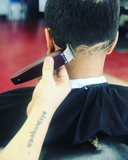 Barber Shop «Canvas Barbershop», reviews and photos, 10571 Magnolia Ave, Riverside, CA 92505, USA