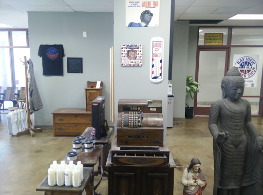 Barber Shop «Bay View Barber Shop», reviews and photos, 1025 W Laurel St, San Diego, CA 92101, USA