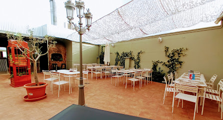 Camden Bar - Av. las Regiones, 22, 13600 Alcázar de San Juan, Ciudad Real, Spain