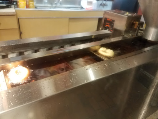 Donut Shop «Dinky Donuts», reviews and photos, 2 Independent Dr, Jacksonville, FL 32202, USA