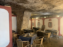 Atmosphère du Restaurant L'Antre Deux Verres à Saint-Émilion - n°1