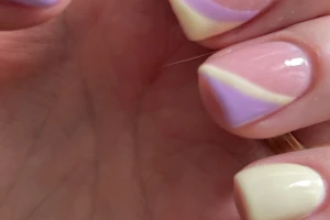 Hanna's Nails image