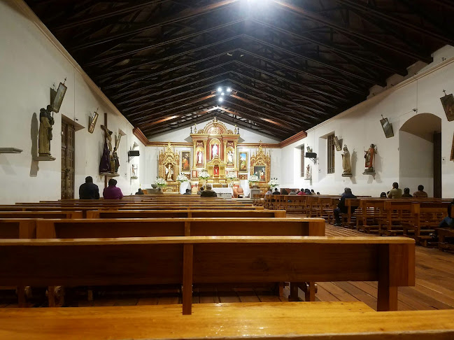 Opiniones de Iglesia de Salcedo en Salcedo - Iglesia