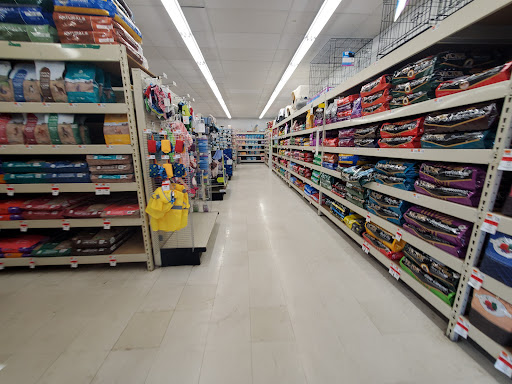 Pet Supply Store «Pet Supplies Plus», reviews and photos, 471 Boston Post Rd, Orange, CT 06477, USA