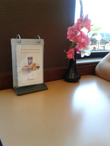 Fast Food Restaurant «Chick-fil-A», reviews and photos, 701 S Capital of Texas Hwy L400, West Lake Hills, TX 78746, USA