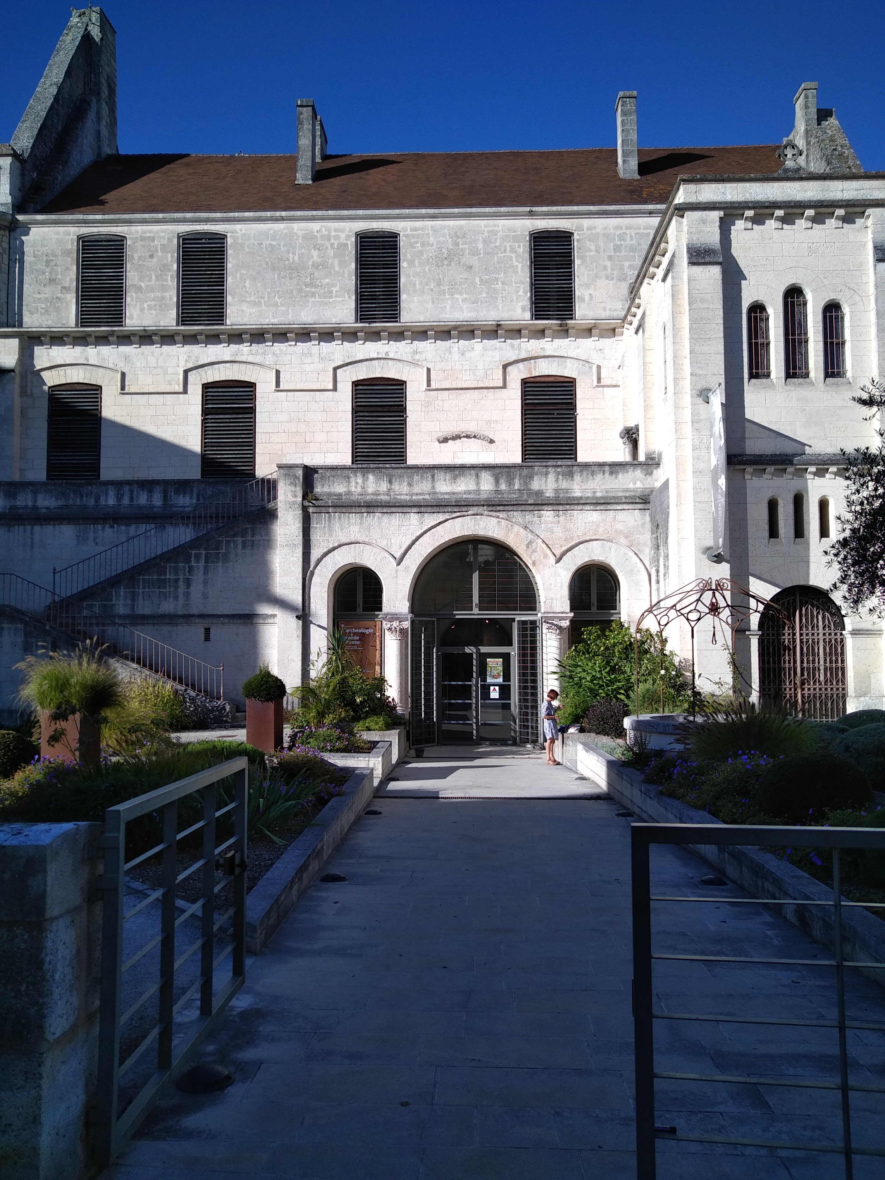 Photo n° 2 de l'avis de Dominique.y fait le 14/09/2019 à 01:47