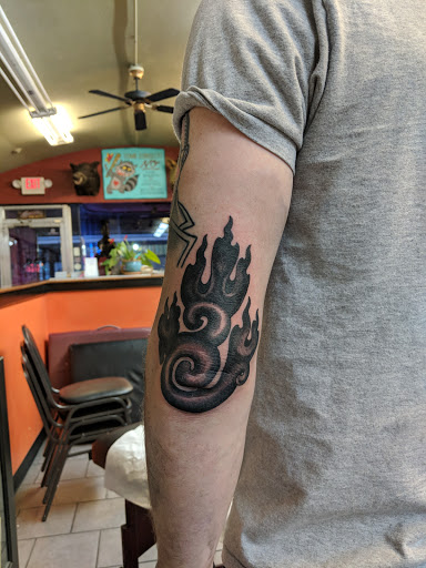 Tattoo Shop «Big Top Tattoo», reviews and photos, 45446 Van Dyke, Utica, MI 48317, USA