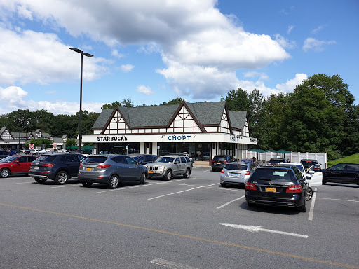 Shopping Mall «Golden Horseshoe Shopping Center», reviews and photos, 1088 Wilmot Rd, Scarsdale, NY 10583, USA