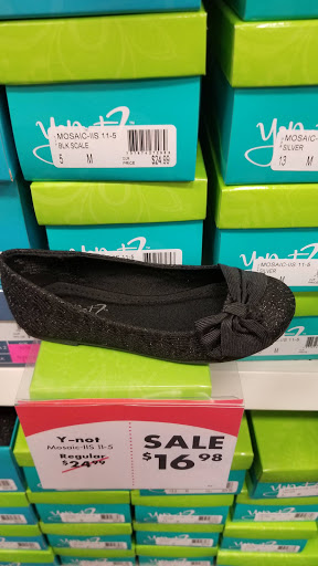 Shoe Store «Shoe Carnival», reviews and photos, 6192 20th St, Vero Beach, FL 32966, USA