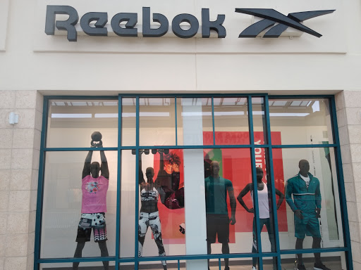 Outlet Mall «Tanger Outlet Myrtle Beach Hwy 17», reviews and photos, 10835 Kings Rd, Myrtle Beach, SC 29572, USA