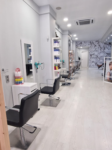 Laura Guirado Peluquería y Estética en Almería, Almería