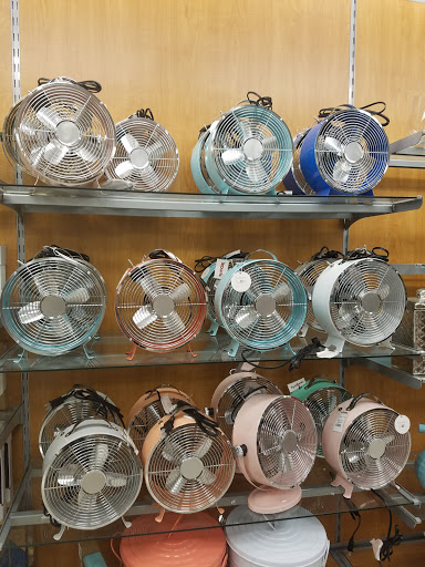 Department Store «T.J. Maxx», reviews and photos, 239 Memorial Ave, West Springfield, MA 01089, USA