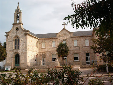 Oficina de Turismo. Centro de Interpretación Histórico Cultural Santa Leonor Rúa Eumenio Ancochea, 15, 32780 A Pobra de Trives, Province of Ourense, España