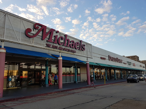 Michaels, 1200 S Clearview Pkwy, Harahan, LA 70123, USA, 