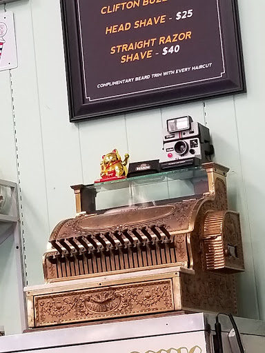 Barber Shop «Clifton Barbers», reviews and photos, 337 Ludlow Ave, Cincinnati, OH 45220, USA