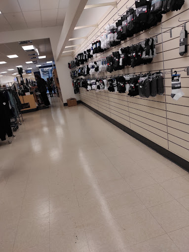 Shopping Mall «Crystal Shopping Center», reviews and photos, 349 Willow Bend, Crystal, MN 55428, USA