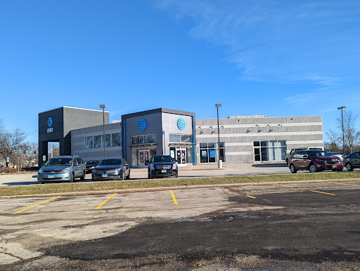 Cell Phone Store «AT&T», reviews and photos, 585 E Palatine Rd, Arlington Heights, IL 60004, USA