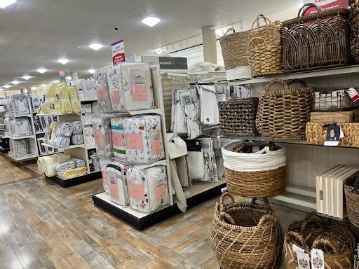 Department Store «T.J. Maxx & HomeGoods», reviews and photos, 24630 Dulles Landing Dr, Dulles, VA 20166, USA