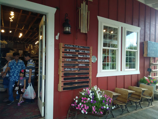 Produce Market «Washington Fruit Place At Barrett Orchards», reviews and photos, 1209 Pecks Canyon Rd, Yakima, WA 98908, USA
