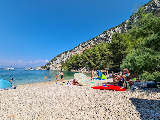 Veliki Pokrivenik Plajı