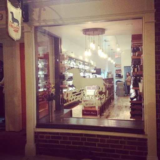 Wine Store «Underdog Wine Co.», reviews and photos, 319 E 55th St, Kansas City, MO 64113, USA