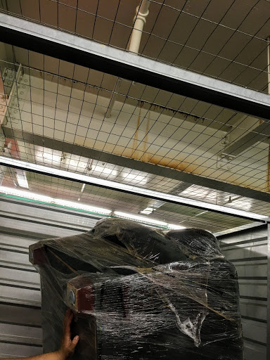 Truck Rental Agency «U-Haul Moving & Storage of Riverdale», reviews and photos, 230 W 230th St, Bronx, NY 10463, USA