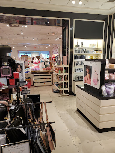 Shopping Mall «Valley Mall», reviews and photos, 17301 Valley Mall Rd, Hagerstown, MD 21740, USA