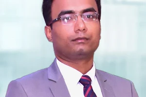 Dr. Manish Singh - Orthopedic Doctor in Greater Noida [ आर्थोपेडिक सर्जन / हड्डी रोग विशेषज्ञ ] image
