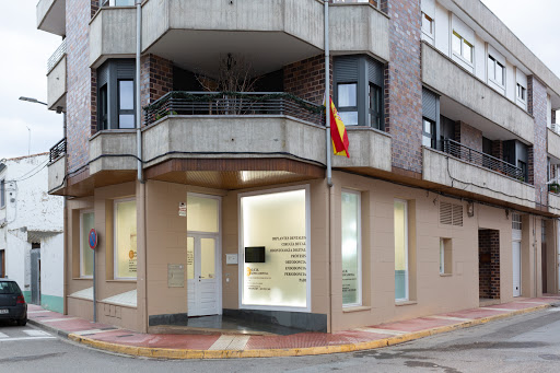 O.C.H Clínica Dental (Dr .Óscar César Hernández Ruscitti) en Azagra, Pamplona