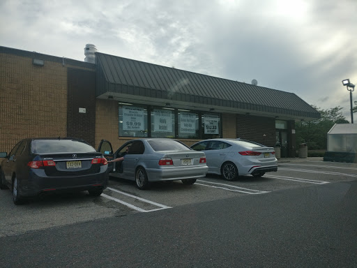 Liquor Store «Morris Plains Bottle King», reviews and photos, 246 Littleton Rd, Morris Plains, NJ 07950, USA