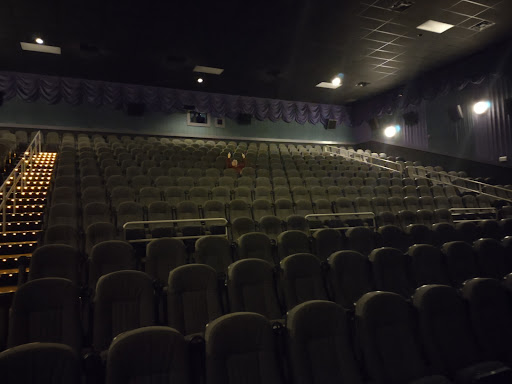 Movie Theater «Regal Cinemas New Albany 16», reviews and photos, 300 Professional Ct, New Albany, IN 47150, USA