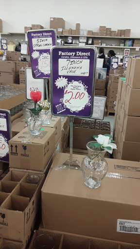Candle Store «Factory Direct Candles», reviews and photos, 6252 Glenway Ave # A, Cincinnati, OH 45211, USA
