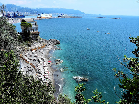 Crestarella beach