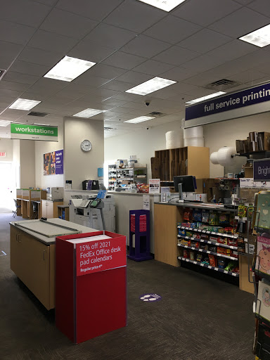 Print Shop «FedEx Office Print & Ship Center», reviews and photos, 9494 W Northern Ave Suite 110, Glendale, AZ 85305, USA