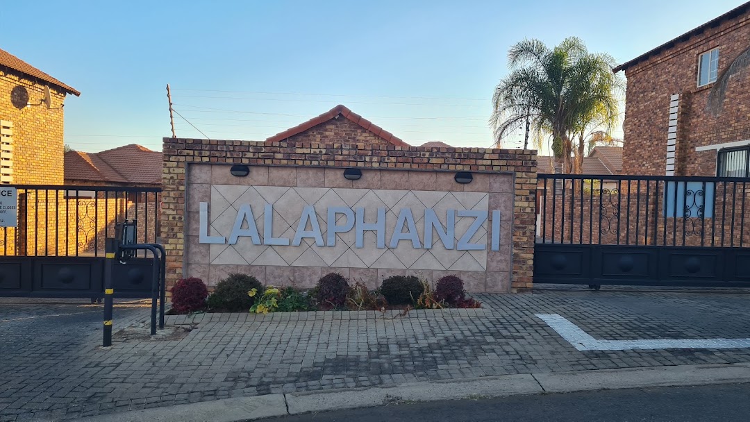 Lalaphanzi.