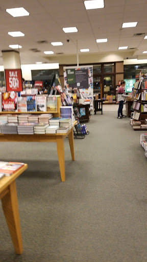 Book Store «Barnes & Noble», reviews and photos, 7707 Bluebonnet Blvd, Baton Rouge, LA 70810, USA