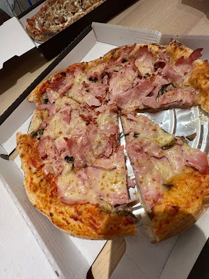 Boite a pizza pizzeria del sol à Domfront en Poiraie