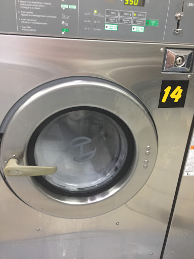 Laundry Service «Wash World Coin Laundry», reviews and photos, 1600 6th St SE, Winter Haven, FL 33880, USA