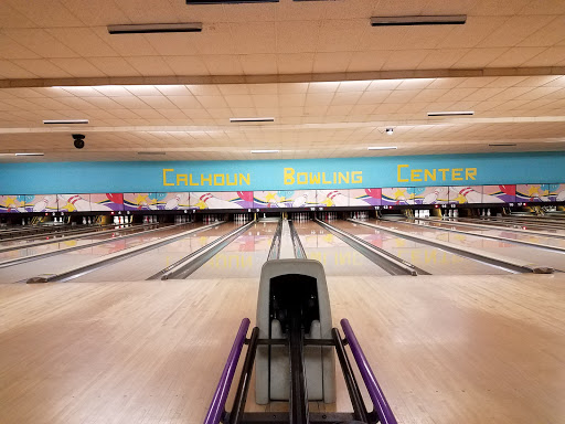 Bowling Alley «Calhoun Bowling Center», reviews and photos, 123 Columbus Cir NE, Calhoun, GA 30701, USA