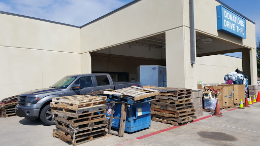 Thrift Store «Goodwill», reviews and photos, 701 N Industrial Blvd, Bedford, TX 76021, USA