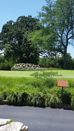 Country Club «Glen Oak Country Club», reviews and photos, 21 W 451 Hill Ave, Glen Ellyn, IL 60137, USA