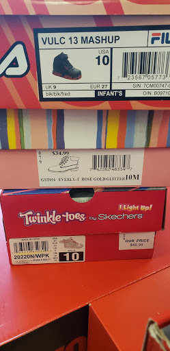 Dinner Theater «Studio Movie Grill», reviews and photos, 53 S 69th St, Upper Darby, PA 19082, USA