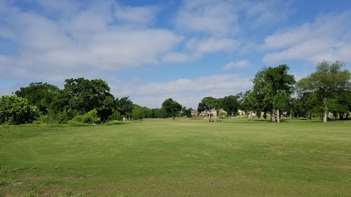 Golf Club «Grand Oaks», reviews and photos, 3502 Country Club Dr, Grand Prairie, TX 75052, USA