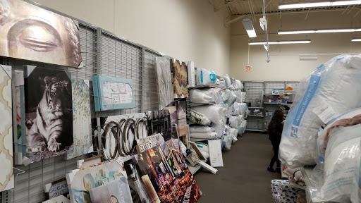 Clothing Store «Burlington Coat Factory», reviews and photos, 6900 Chestnut St, Gilroy, CA 95020, USA