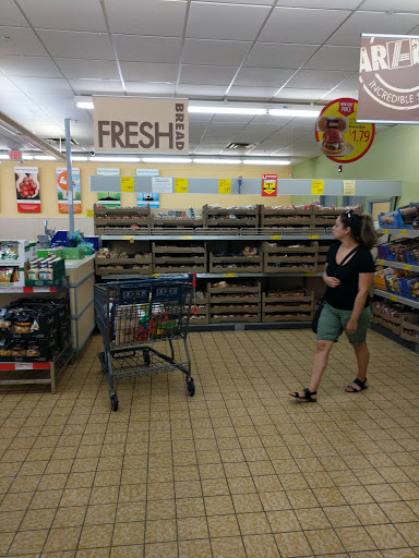 Supermarket «ALDI», reviews and photos, 7235 39th St, Lyons, IL 60534, USA