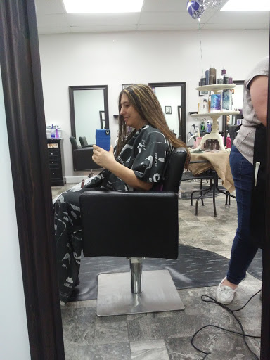Beauty Salon «Main Street Hair Salon», reviews and photos, 125 Medical Center Dr, Carleton, MI 48117, USA