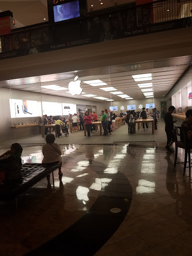 Computer Store «Apple Polaris Fashion Place», reviews and photos, 1500 Polaris Pkwy, Columbus, OH 43240, USA