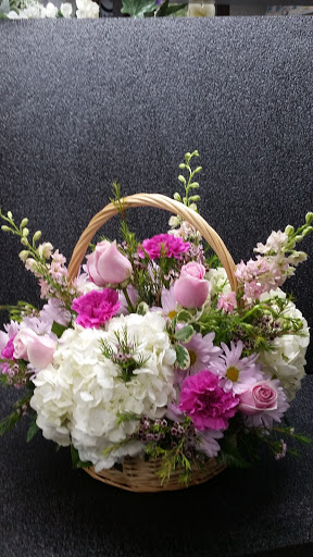 Florist «House Of Arnold Florist», reviews and photos, 4109 Annapolis Rd, Baltimore, MD 21227, USA