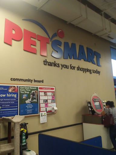 Pet Supply Store «PetSmart», reviews and photos, 288 West Ave, Stamford, CT 06902, USA